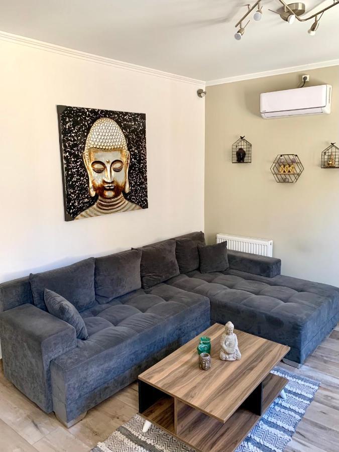 Leo'S City Apartment Лефкада Екстериор снимка